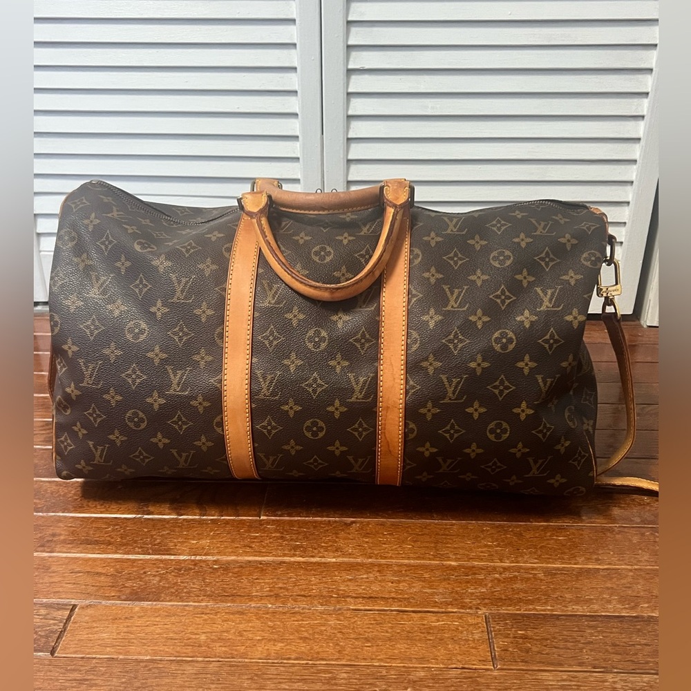 ❗️ONE ENTRY LEFT❗️GIVEAWAY ENTRY! CUSTOMER APPRECIATION LV Keepall 50! - Picture 6 of 12